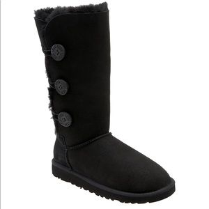 UGG Bailey Button Triplet Boot